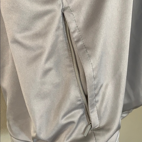 Nike men’s jacket zip up- color silver- size XL - Picture 3 of 7